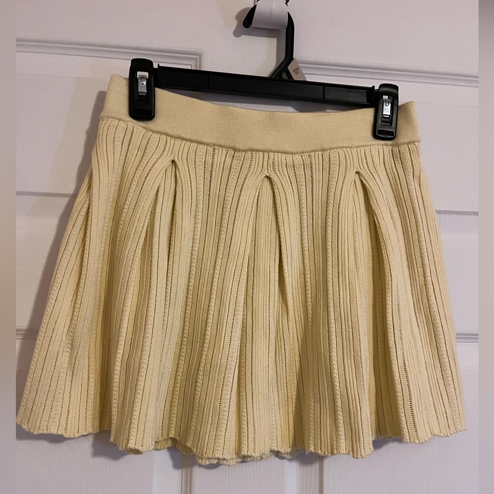 Women’s size medium Hippie Rose yellow skirt